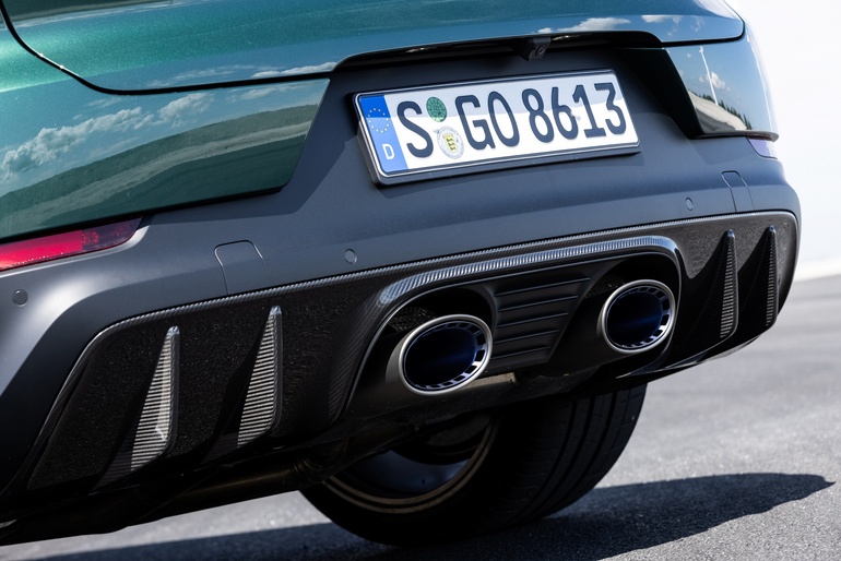 Porsche Cayenne Turbo GT: Die fliegende Wuchtbrumme