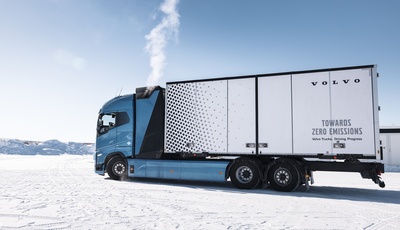 Volvo Trucks: Wasserstoffbetriebene Elektro-Lkw im Kälte-Test