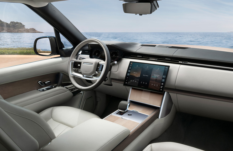 mid Groß-Gerau - Zum Anspruch des Luxus tragen im Range Rover nicht zuletzt zahlreiche hochentwickelte Technologien bei. Ein Musterbeispiel ist das Infotainment-System Pivi Pro, das für die Range Rover Generation 2024 nochmals weiterentwickelt wurde. Range Rover