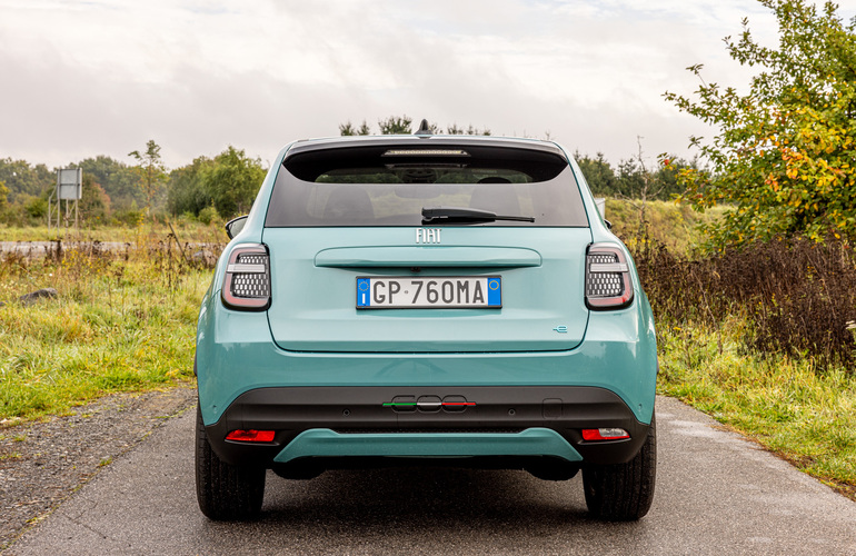 mid Dreieich - Die Scheinwerfer sind alle in LED-Technik ausgeführt. Mike Neumann / mid