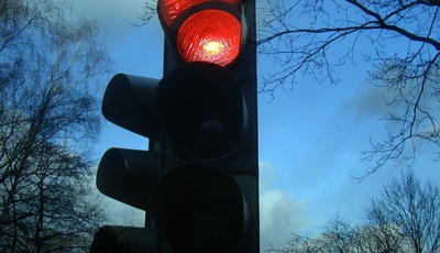 Bei Rot über die Ampel ist kein Kavaliersdelikt