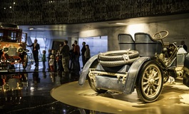 Automuseen in Deutschland  - Skulpturen aus Stahl