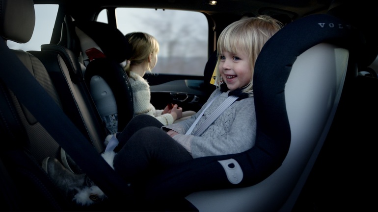 Ratgeber: Kindertransport im Auto - Kleine Gäste, große Verantwortung