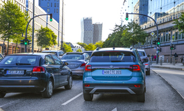 Neue Regeln im Verkehr - Digitale Fahrzeugpapiere sollen kommen