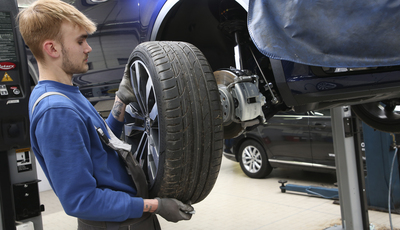 Tödliche Auto-Defekte   - Meist sind die Reifen schuld 